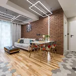 One Bedroom Cybernetyki Street アパート ワルシャワ