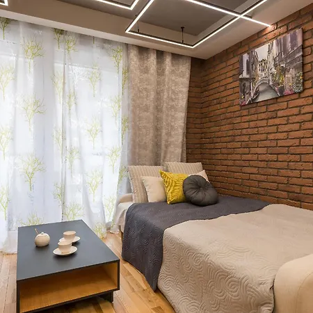 One Bedroom Cybernetyki Street 公寓 华沙